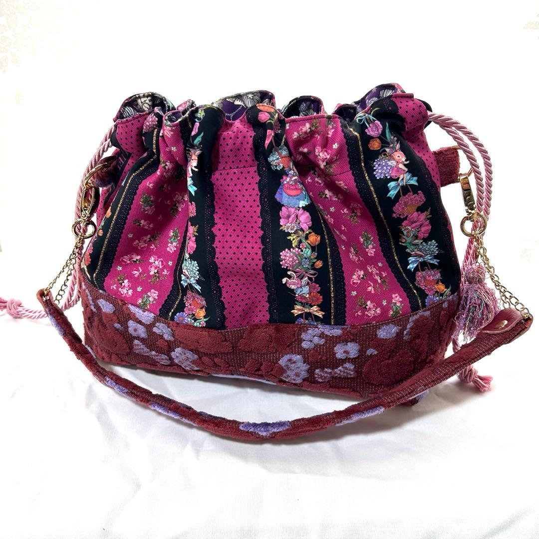 専用です！　　ポーチ　バッグ　ハンドメイド