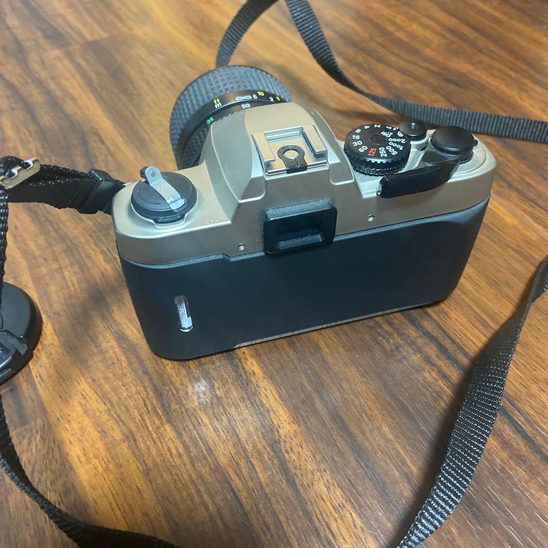 Nikon ニコン FM10 & Zoom-NIKKOR 35-70mm