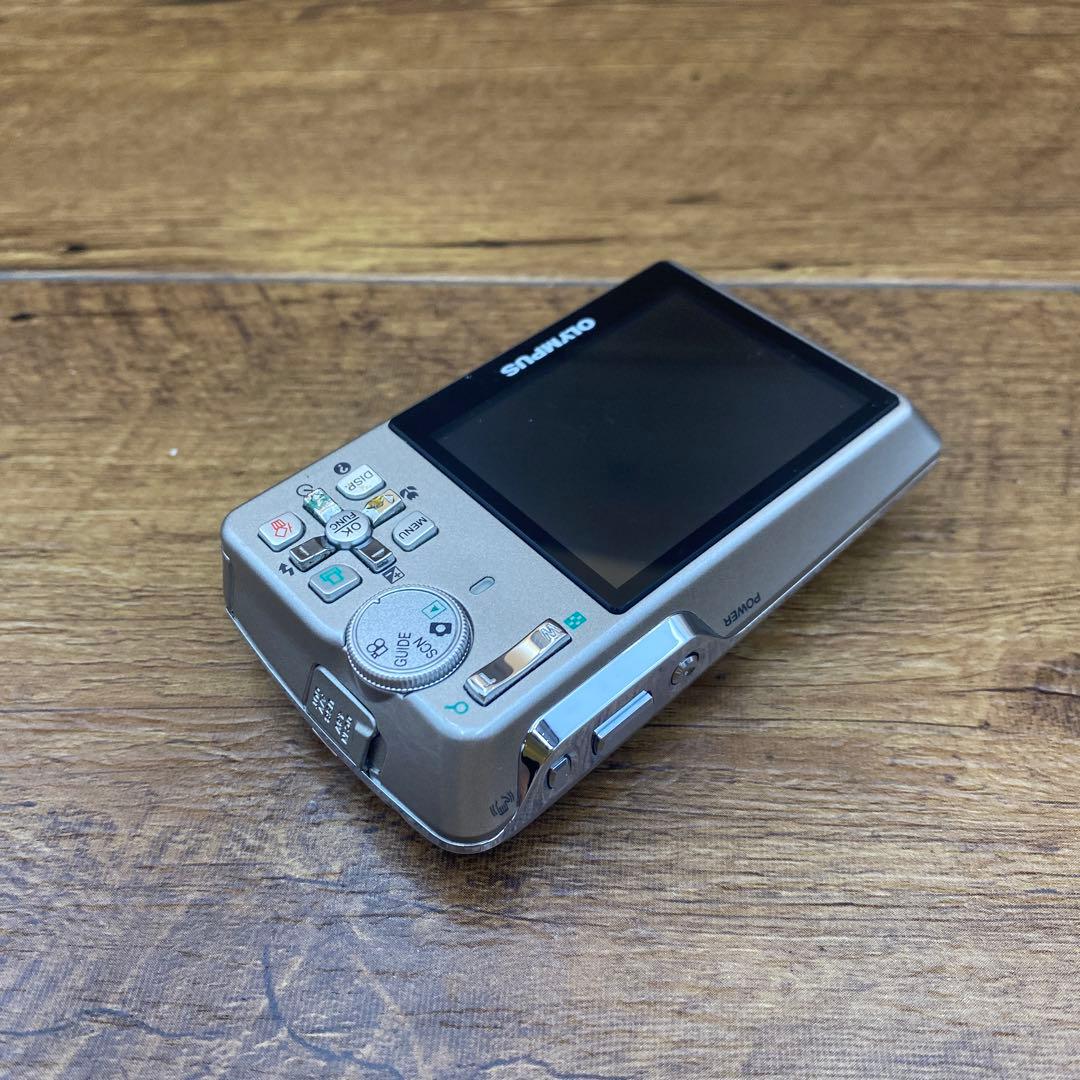 OLYMPUS オリンパス　デジタルカメラ　M-750 y-34