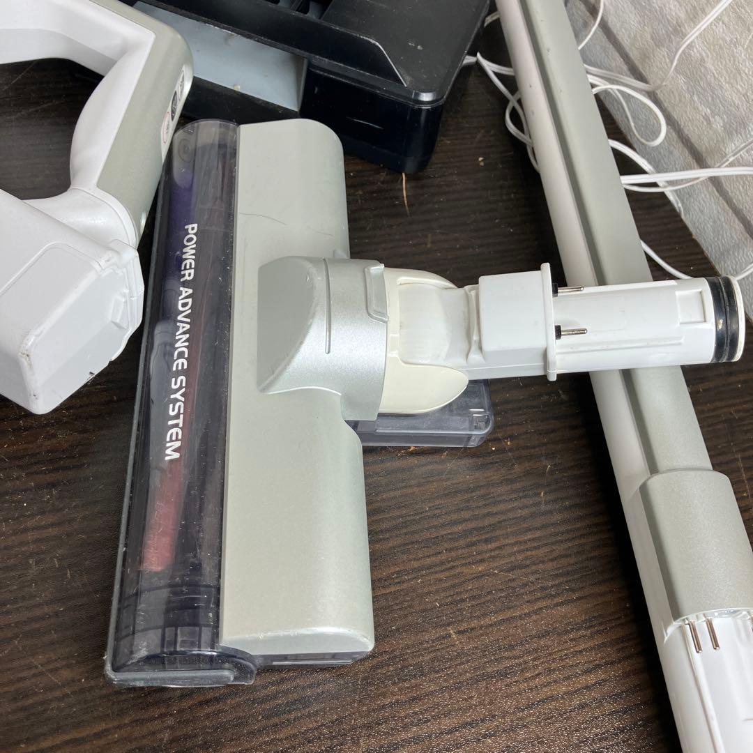 アイリスオーヤマ サイクロンクリーナー 掃除機　SCD-120P-W 21年製