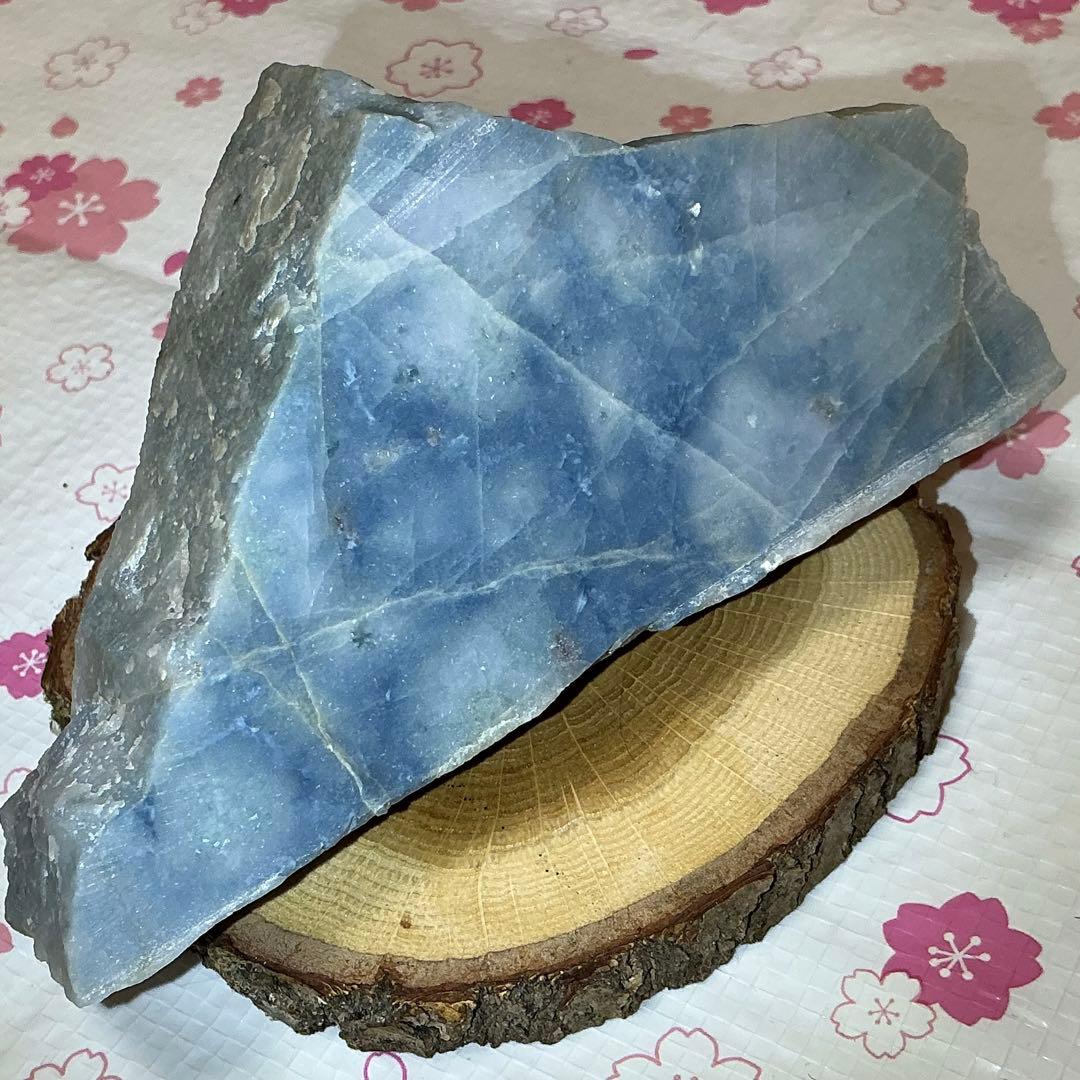 コン沢翡翠　原石　433g（144）