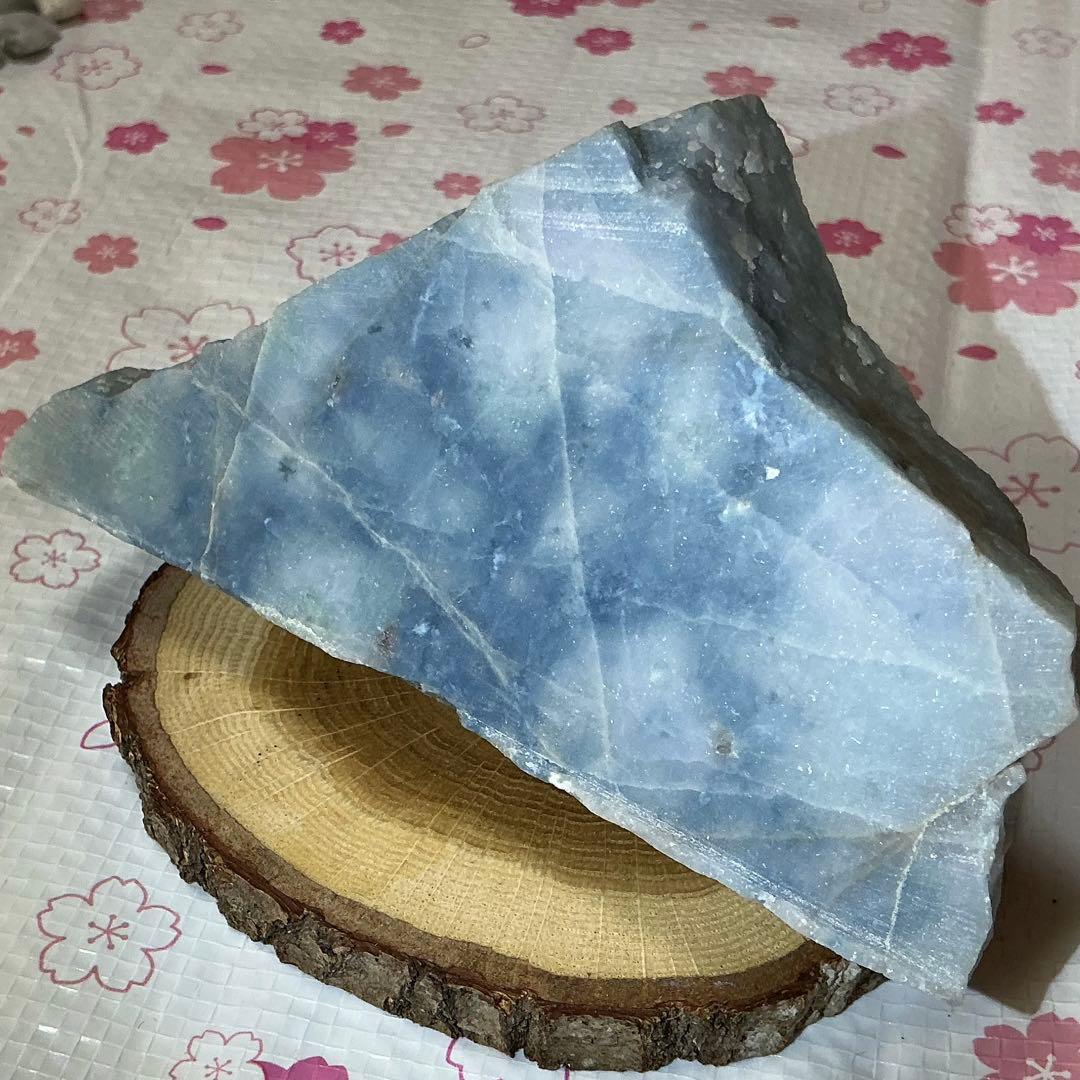コン沢翡翠　原石　433g（144）