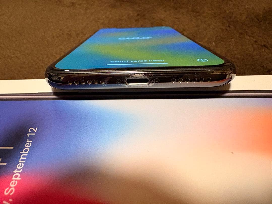 【0225】Apple iPhone10 64GB
