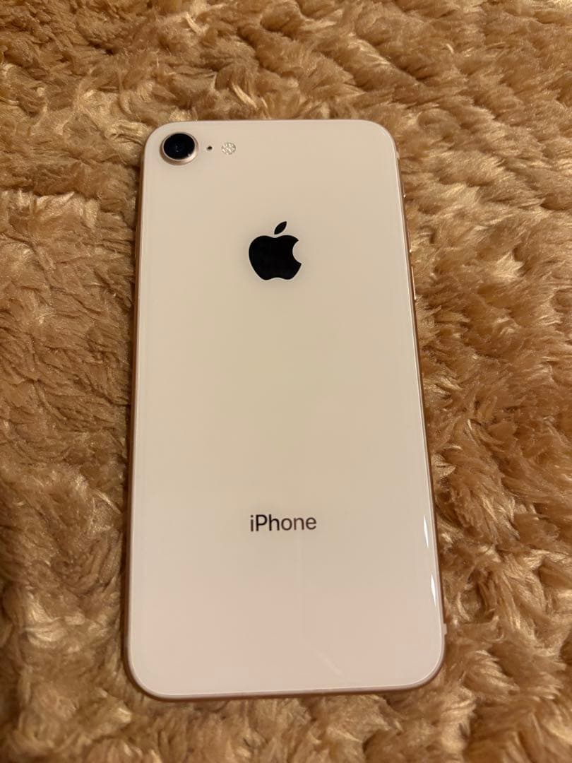 iPhone 8 ピンクゴールド本体　64GB