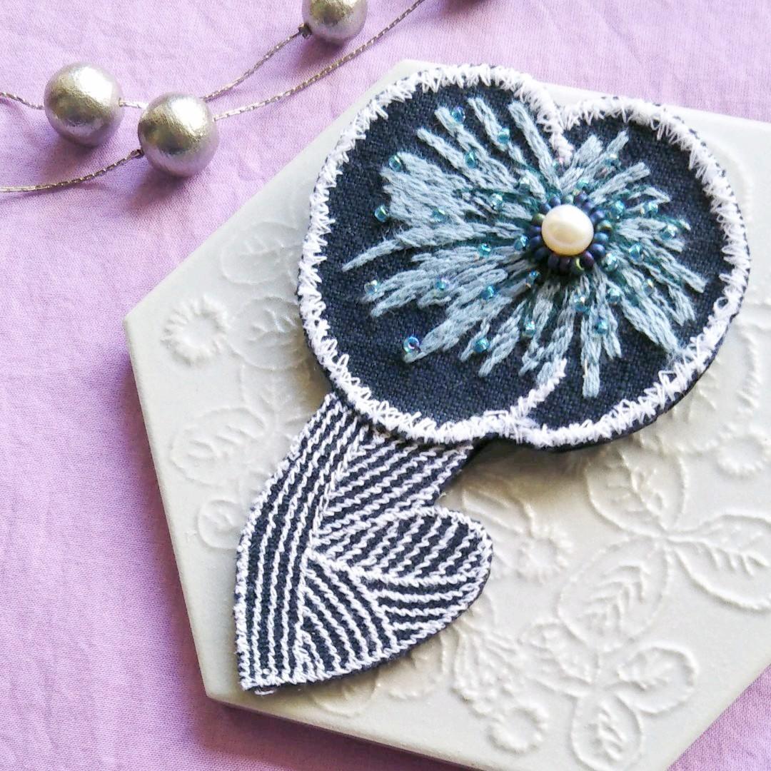 商談中⑥20ミナペルホネン ハンドメイド ブローチアクセサリー