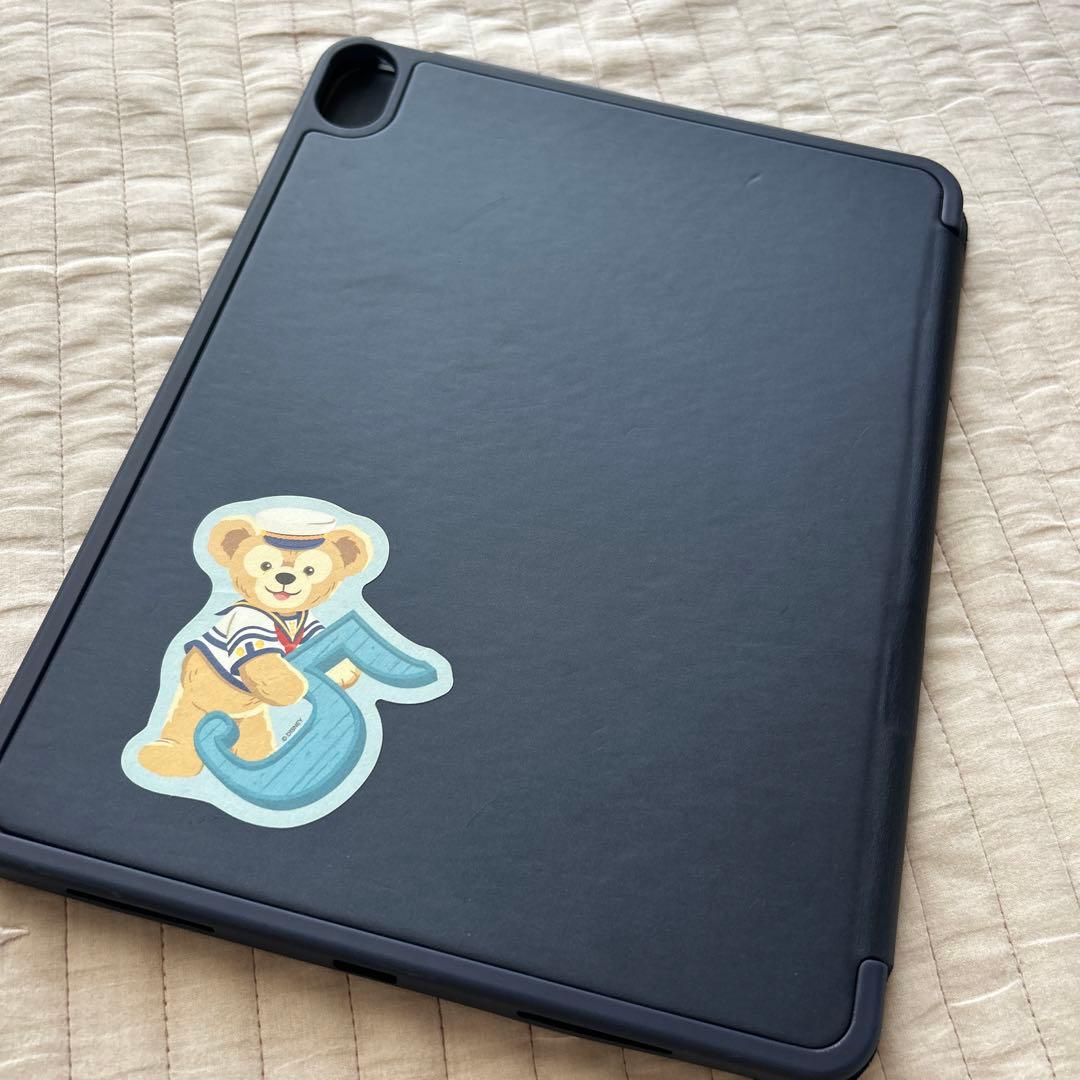iPad 第9世代　64G ケース付き　極美品！！