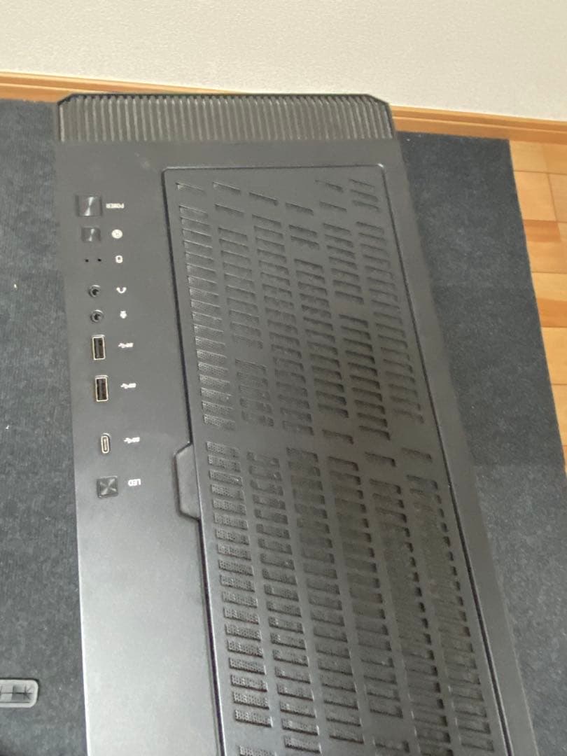 MSI MPG VELOX 100PAIRFLOW ATXミドルタワー