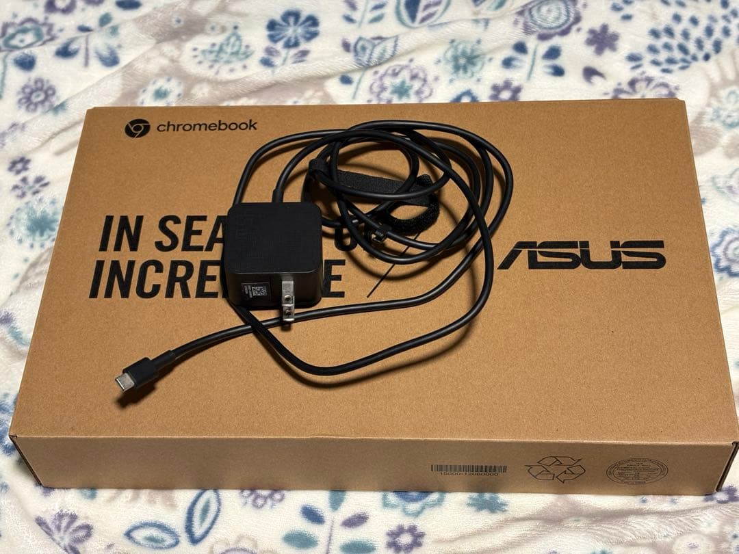 Chromebook本体 ASUS Chromebook CX1101CM