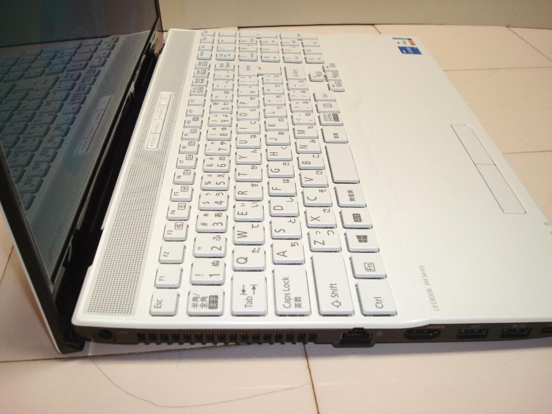 富士通Core i5 第11世代　LIFEBOOK　AH46/F メモリ8GB
