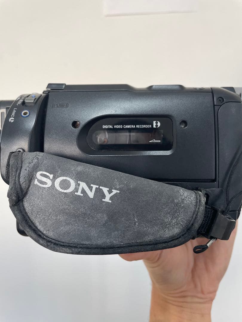 【動作未確認】SONY デジタル8 ビデオカメラ DCR-TRV735K