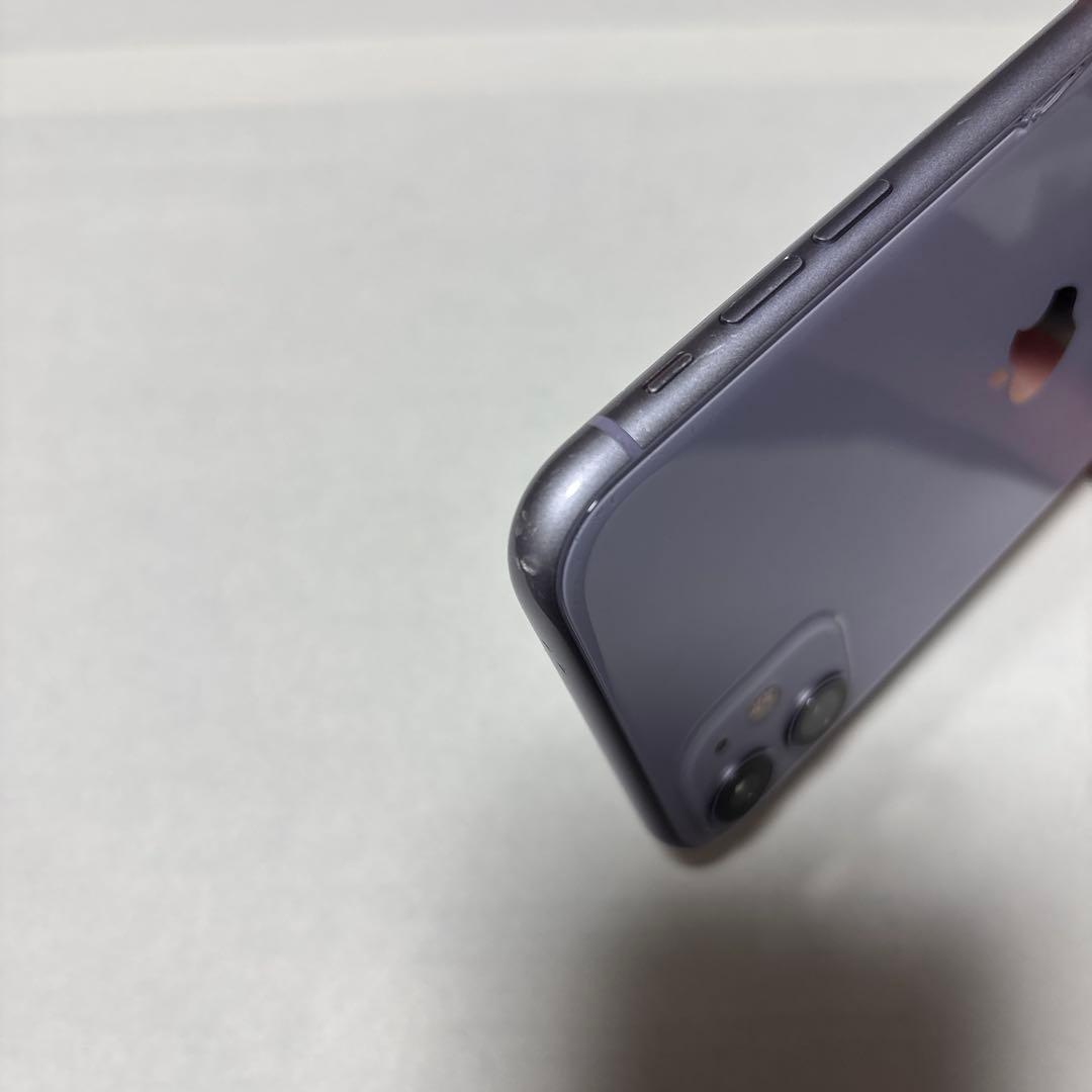 iPhone 11 本体　パープル