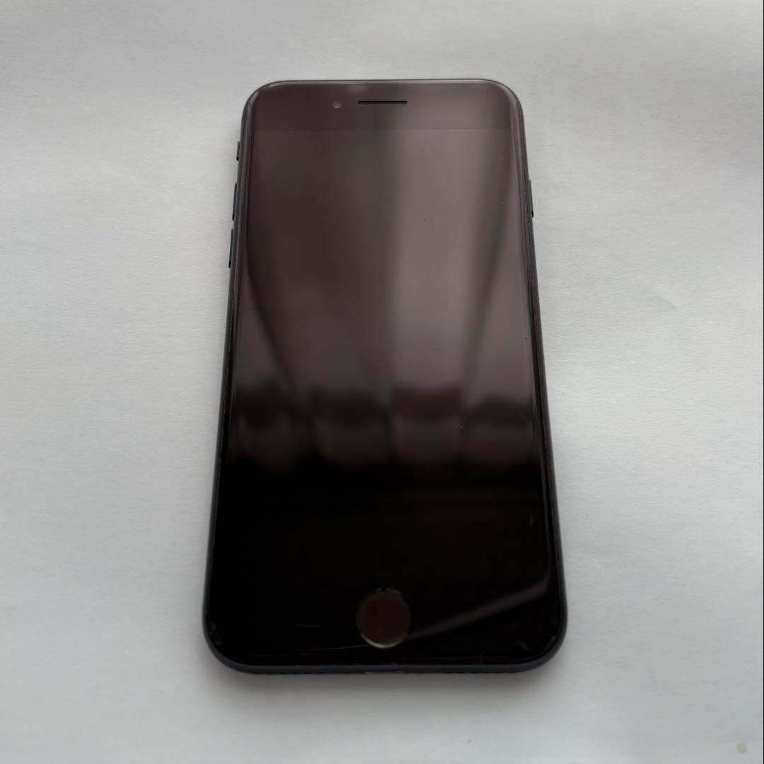 Apple iPhone SE 黒 ブラック SIMフリー
