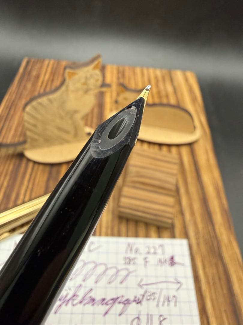 MONTBLANC 万年筆 NO.227 14K張キャップ 585 F