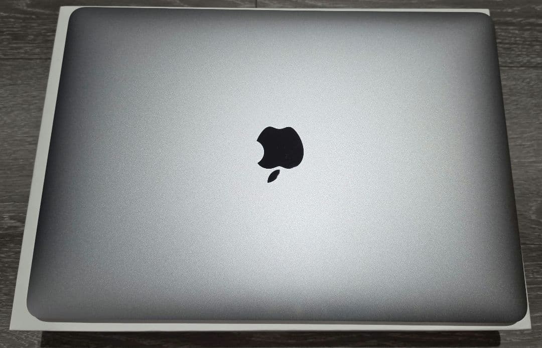 【箱付き】MacBook Air M1 2020 13インチ 8GB 256GB