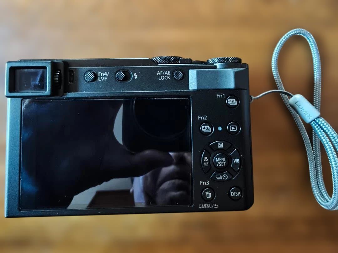 【極美品】最終価格　Panasonic LUMIX DC-TX2D 4K 15倍