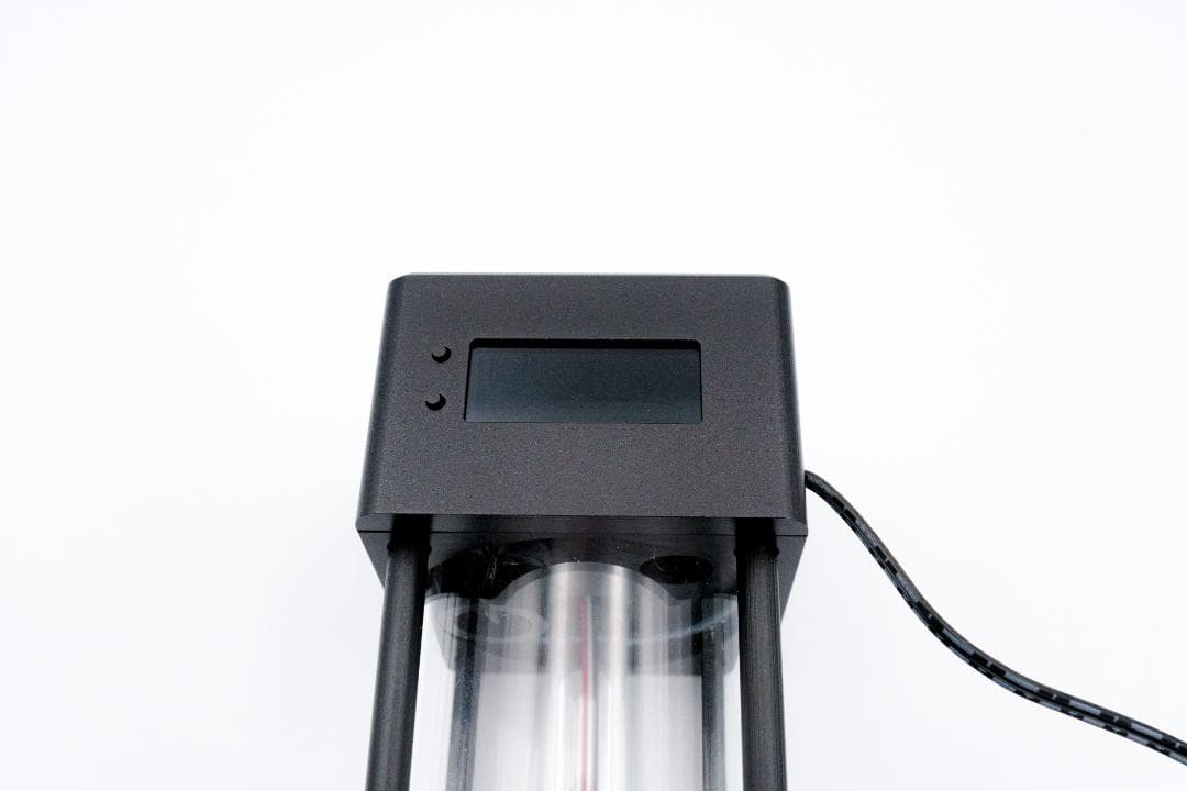 FREEZEMOD 水冷ポンプ一体型リザーバー デジタルディスプレイ付き