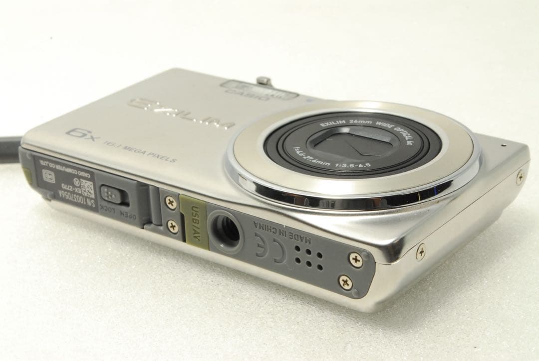 CASIO EXILIM EX-Z770 ❤️スマホ転送 動作確認済 シルバー