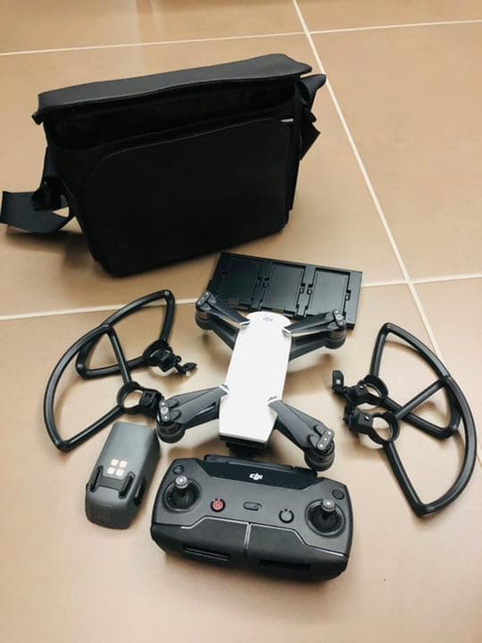 DJI spark スパーク　ドローン