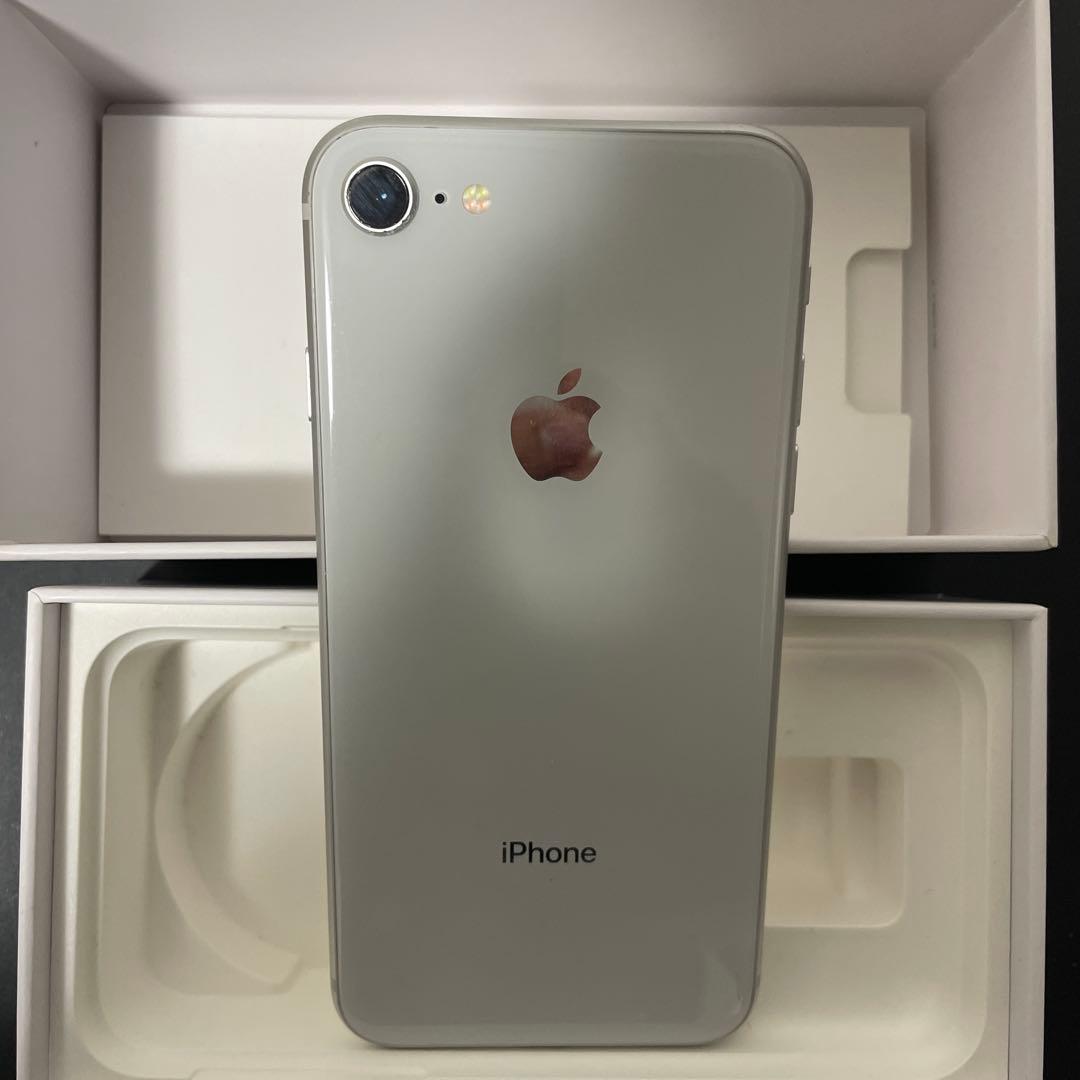 iPhone 8 64gb simフリー美品