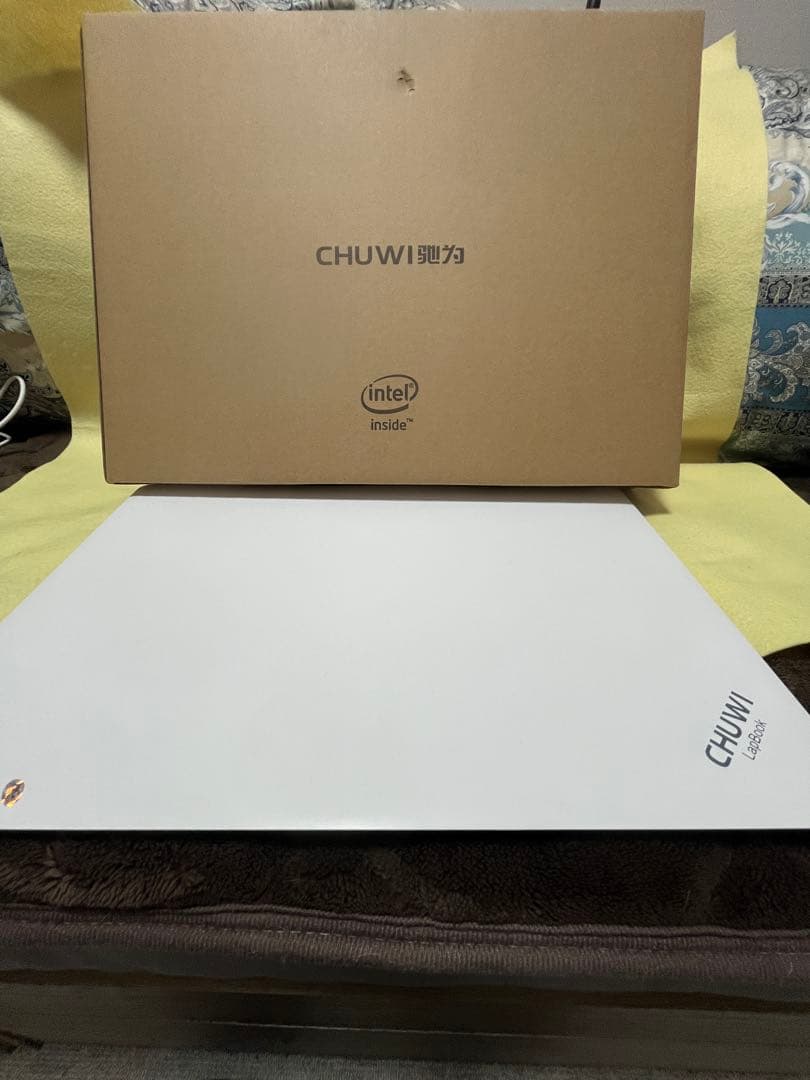 CHUWI LapBook MODEL: CW1530 電源アダプター付属
