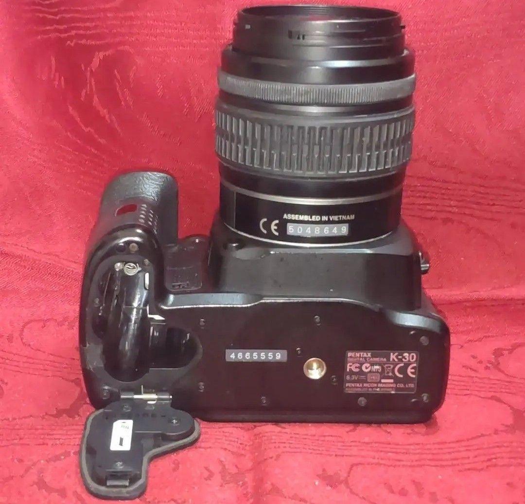 PENTAX K-30デジタル一眼レフカメラ 純正標準ズームレンズ附属/Junk