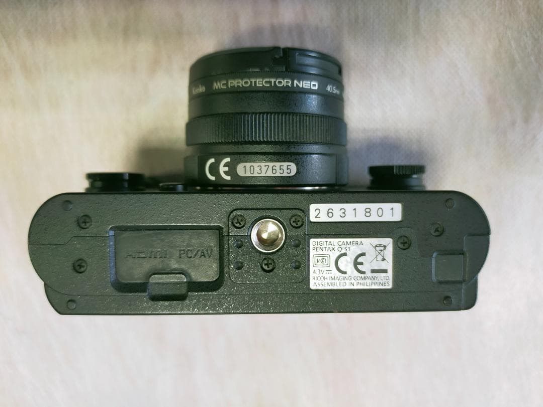 PENTAX Q-S1 ミラーレスカメラ 本体とレンズ マウント変換アダプター付