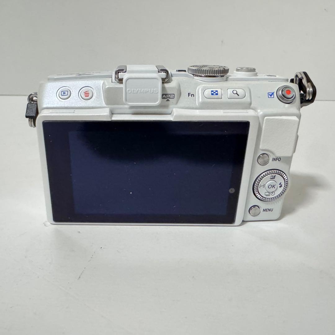 極美品 OLYMPUS PEN Lite E-PL6 ダブルズームキット