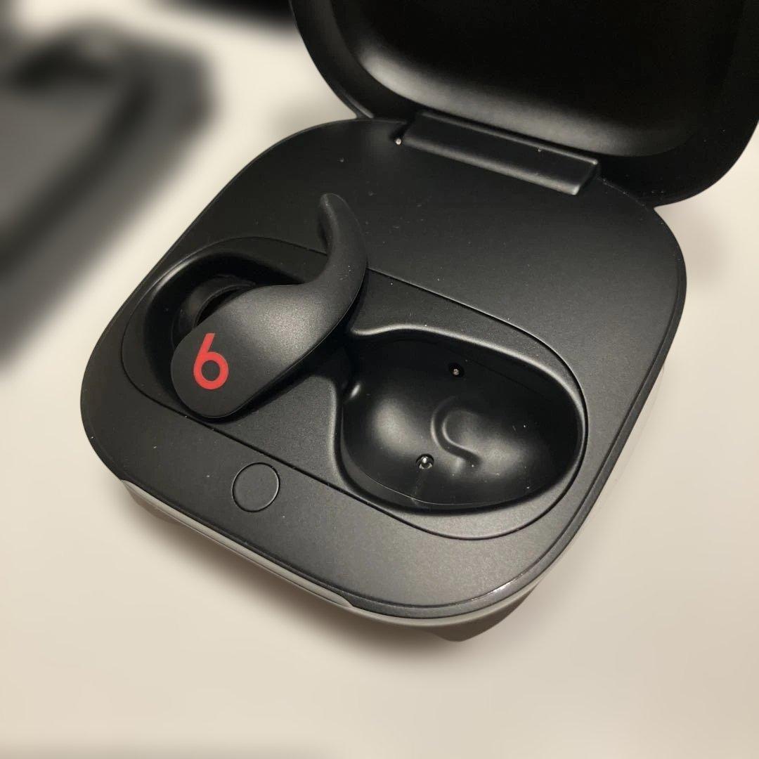 【極美品】Beats Fit Pro ブラック ワイヤレスイヤフォン　右欠品