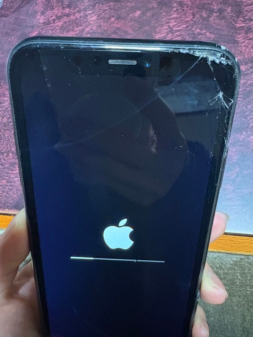 iPhone XR本体 64Gb