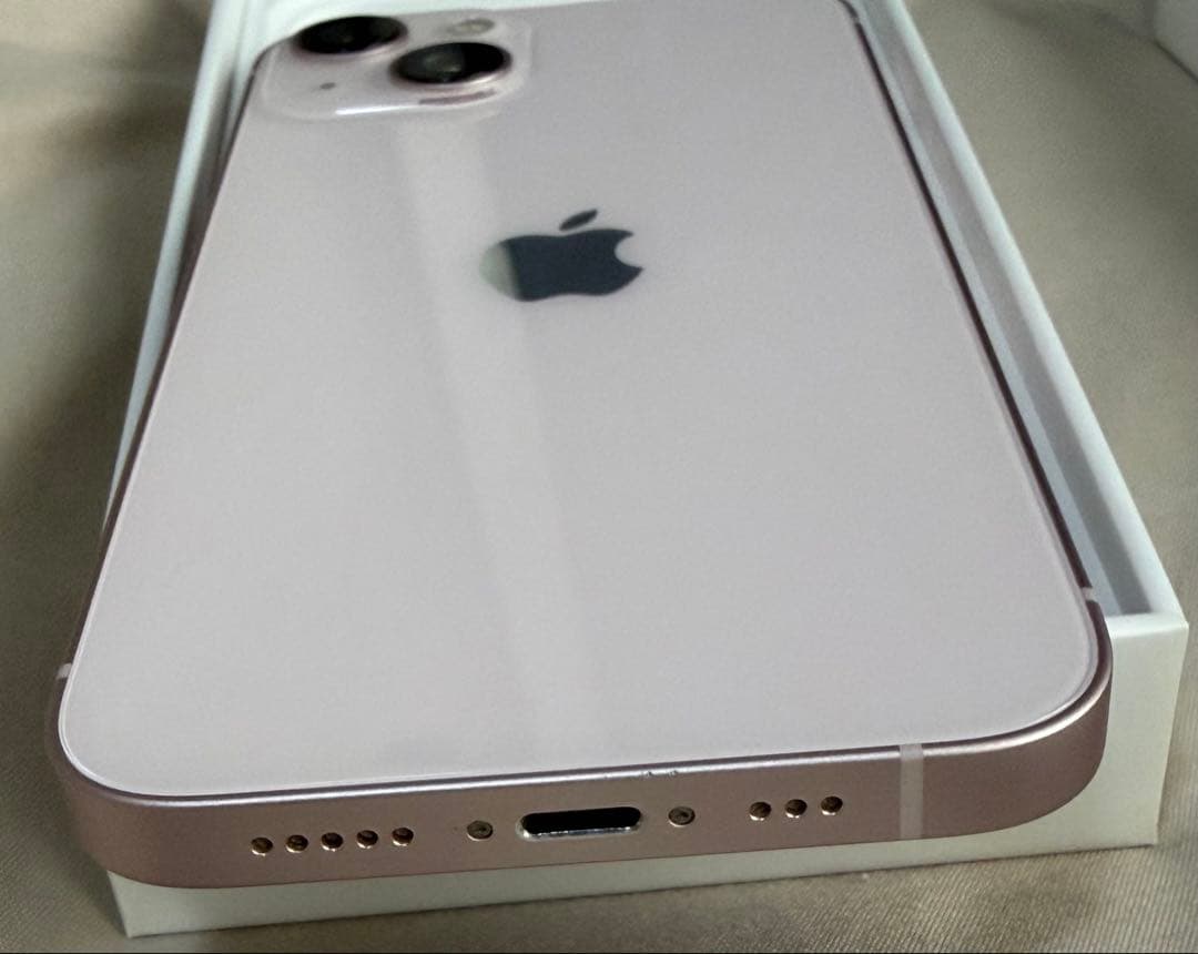 iPhone 13 ピンク 本体