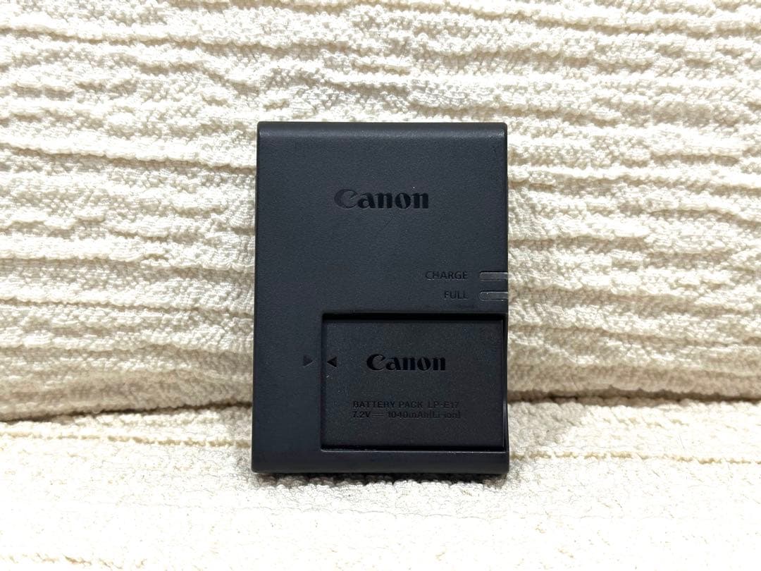Canon EOS R50 ホワイト ダブルズームレンズキット