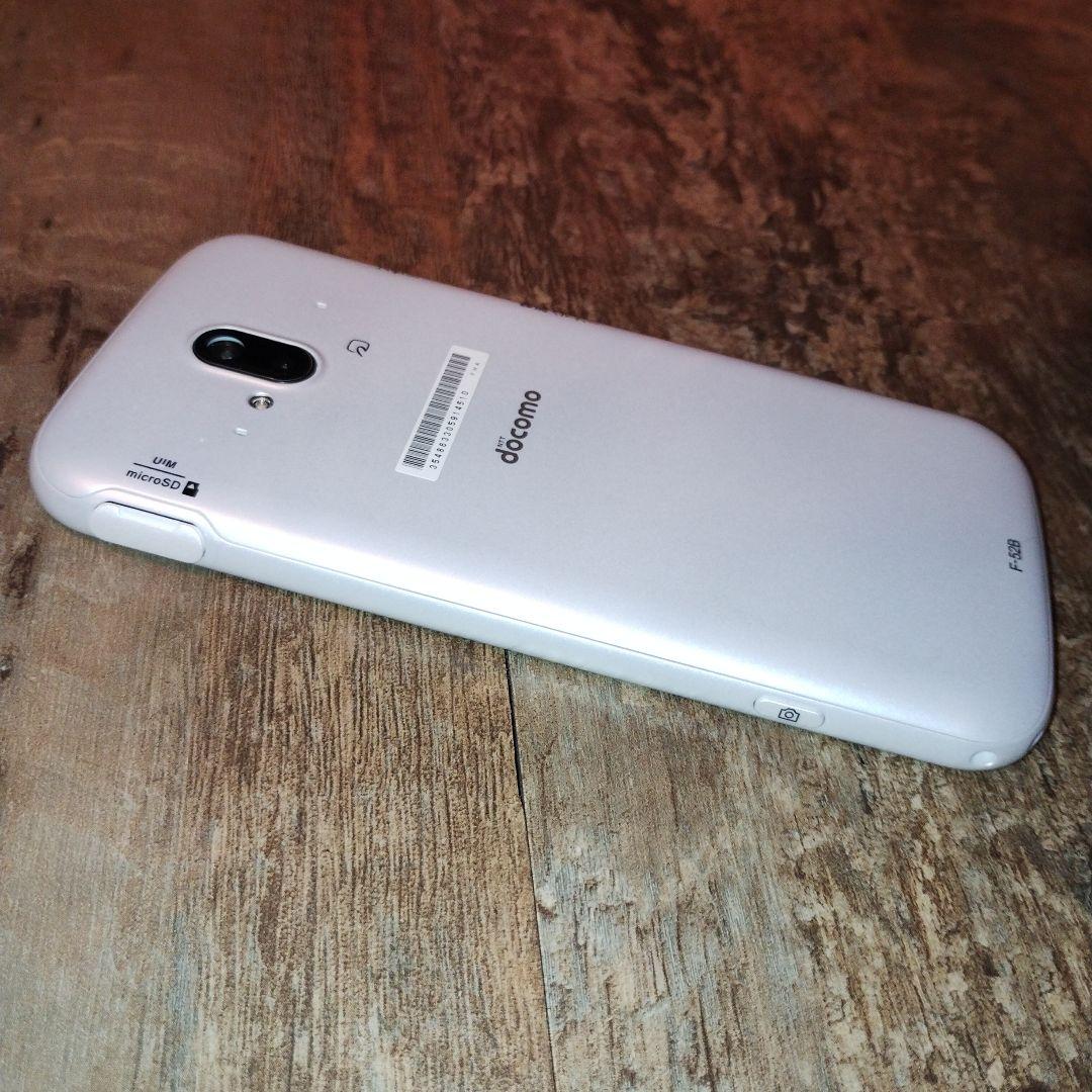美品 5G対応 シムフリー F-52B らくらくスマートフォン　有機EL