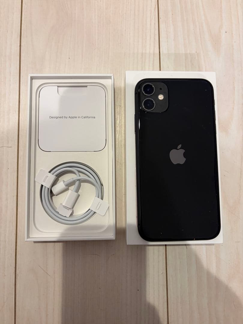 Apple iPhone 11 黒64GB
