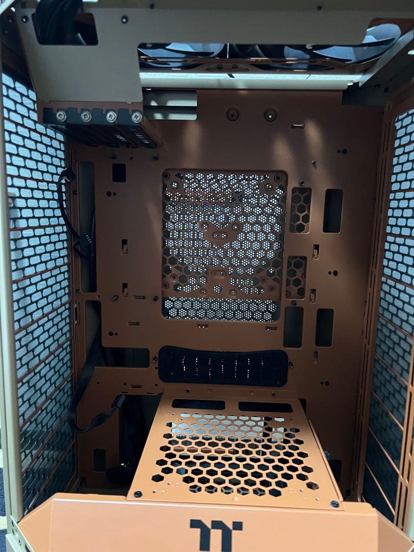 PCケース(自作PC用) Thermaltake The Tower 300 Gravel Sand