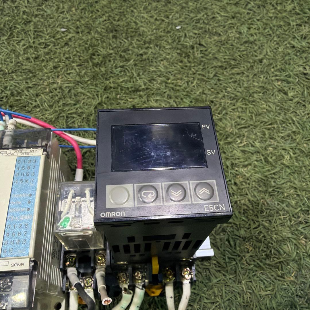 三菱電機　PLC FX1S-30MR + オムロン　E5CN-RTCU 動作保証