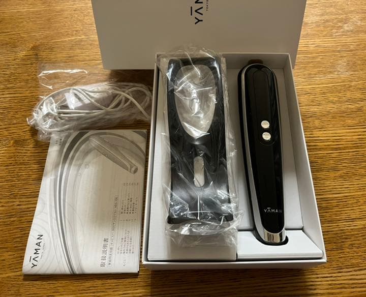 ヤーマン　キャビスパ360 YA−MAN HDS100B