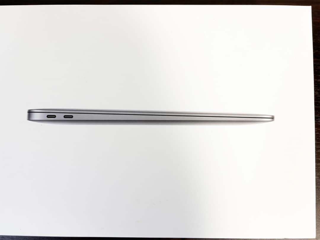 美品MacBook Air M1 13” 16GB 256GBバッテリー96%