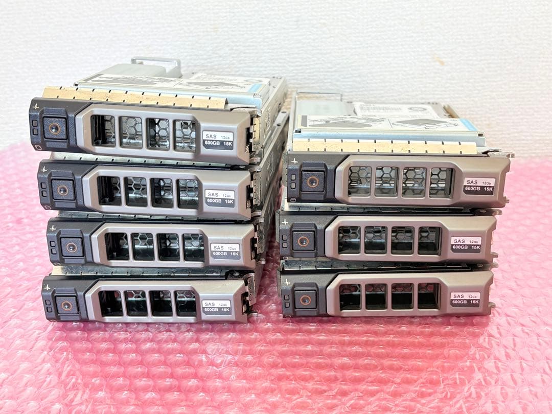 DELL純正品 マウンター付き2.5インチSAS HDD 600GB 7台セット