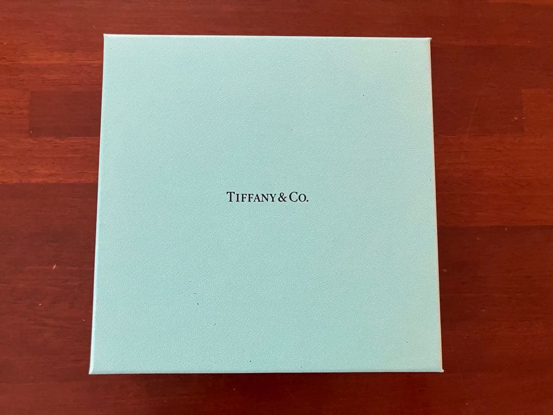 Tiffany & Co. 黒 レザー パスポートケース