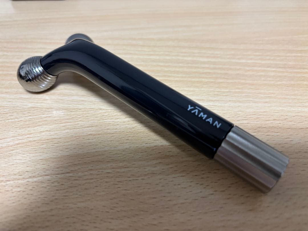 【YA-MAN】ヤーマン WAVY mini for salon 美顔器ローラー