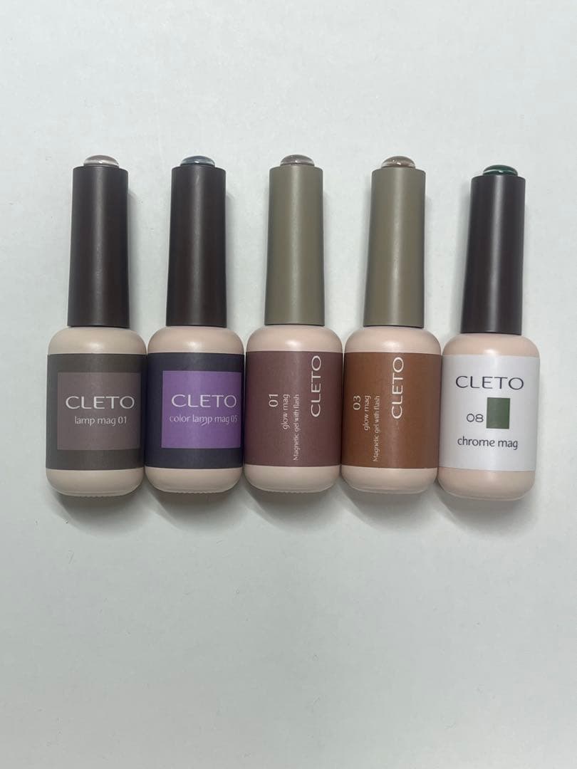 【極美品】KOKOIST/CLETO他 マグネット＆フラッシュジェル25本セット