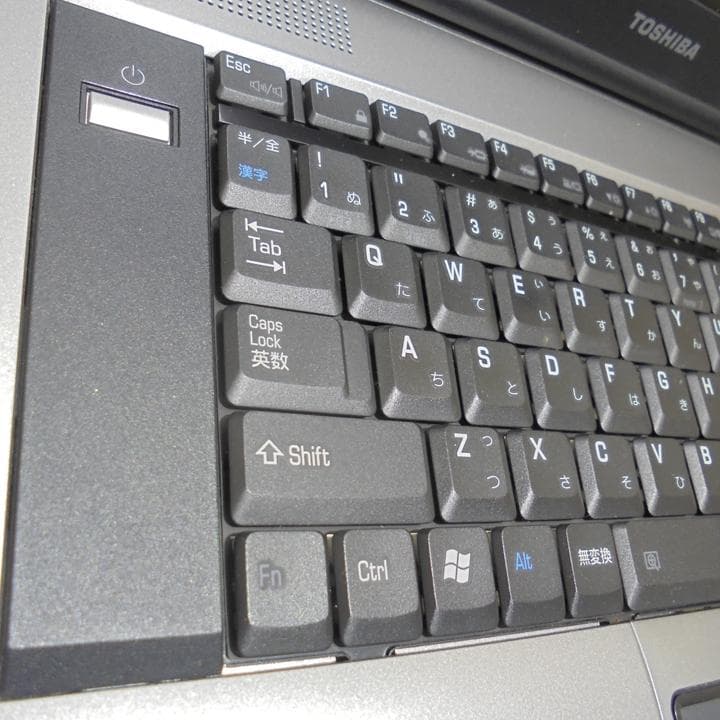 15.4 東芝　Satellite K17　WindowsXP PRO　動作PC