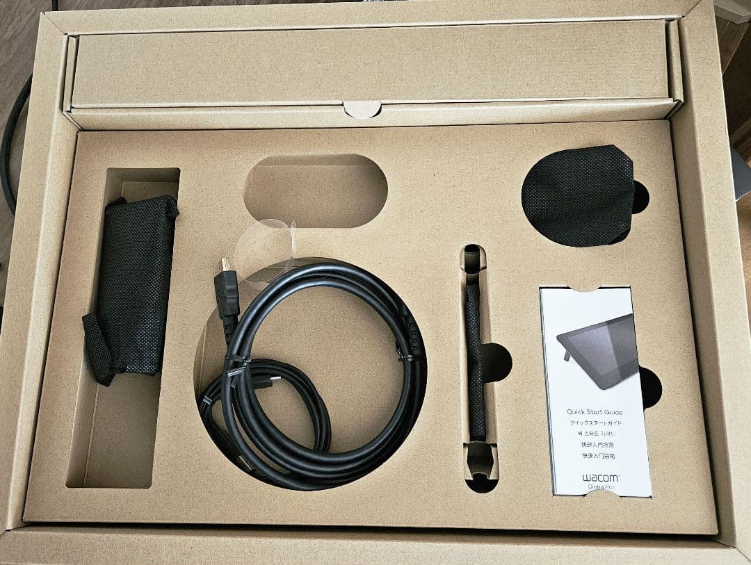 Wacom Cintiq Pro 16 液晶ペンタブレット 本体