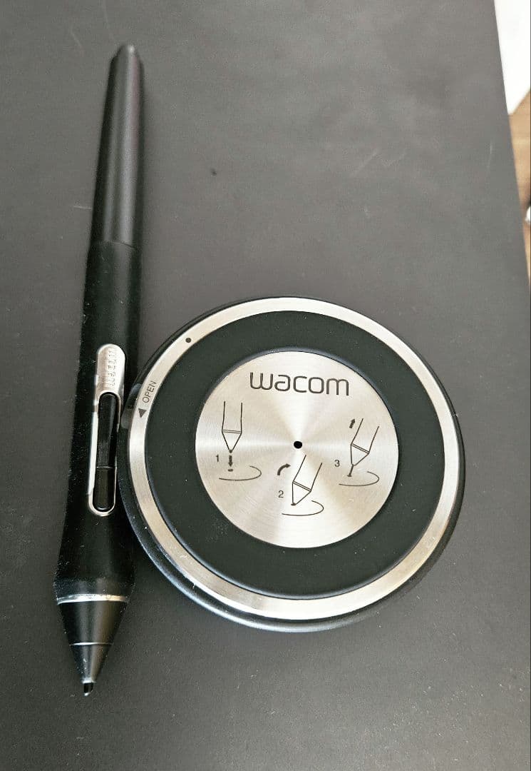 Wacom Cintiq Pro 16 液晶ペンタブレット 本体