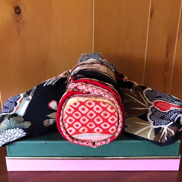 古布縮緬細工人形　創作人形　古布手作り細工物