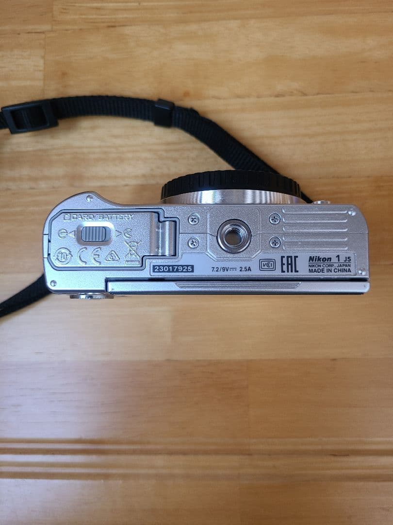 Nikon 1 J5 ダブルレンズキット