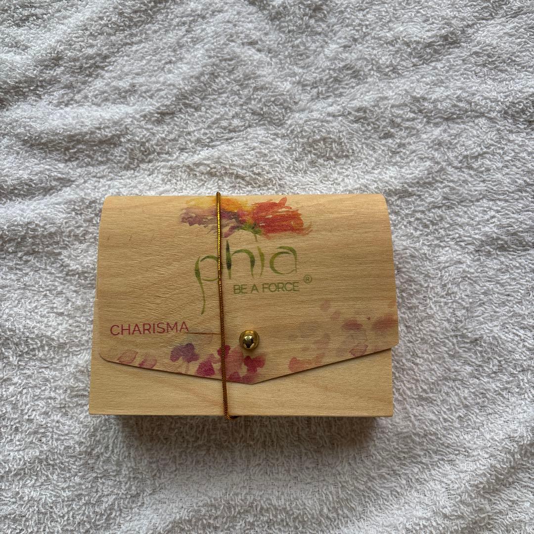 phia エネルギーオイル　カリスマ