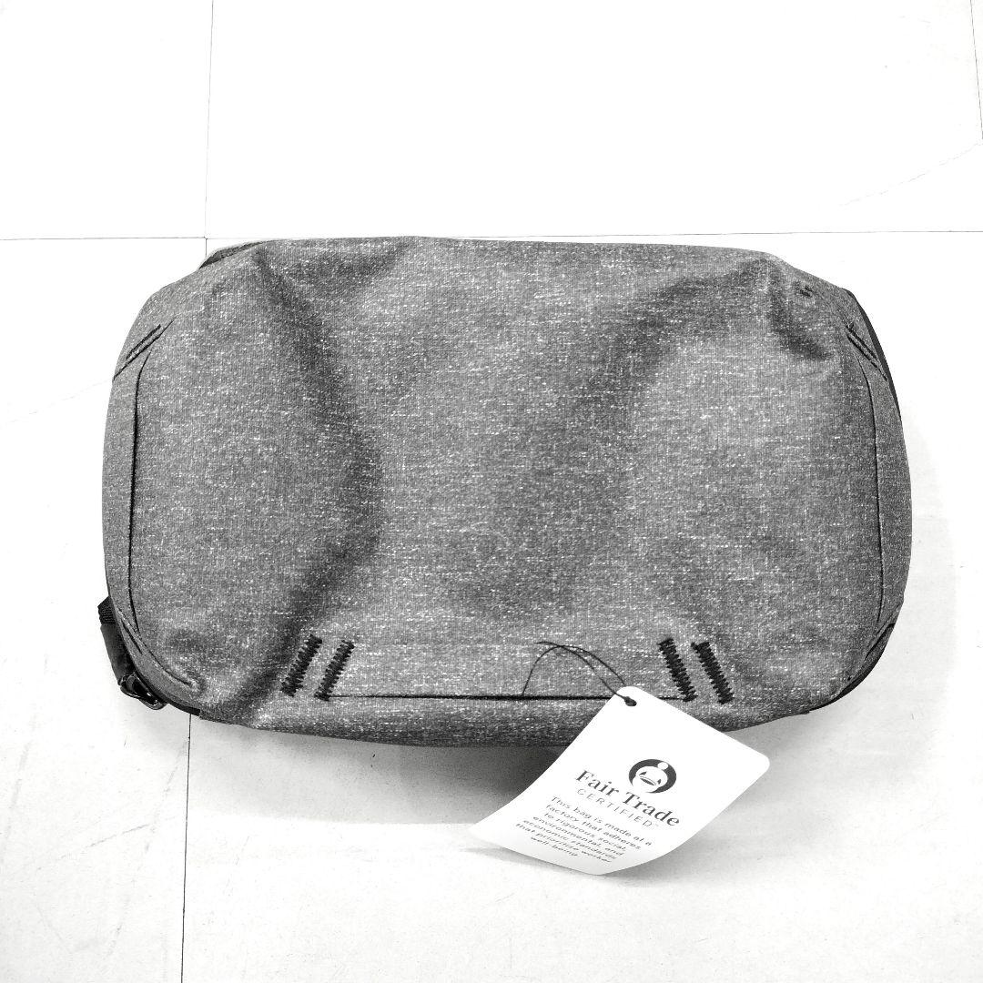 旅行かばん・小分けバッグ peak design TECH POUCH