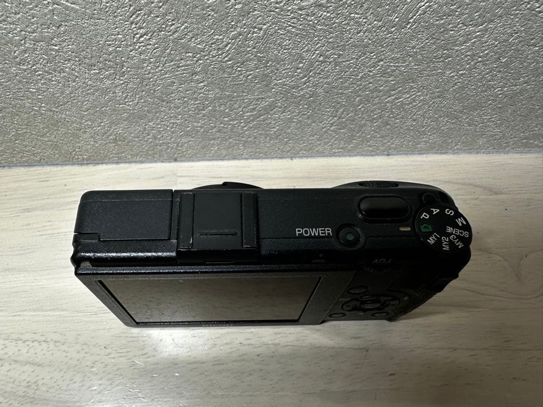 【充電器付】RICOH GR DIGITAL III リコー デジタルカメラ