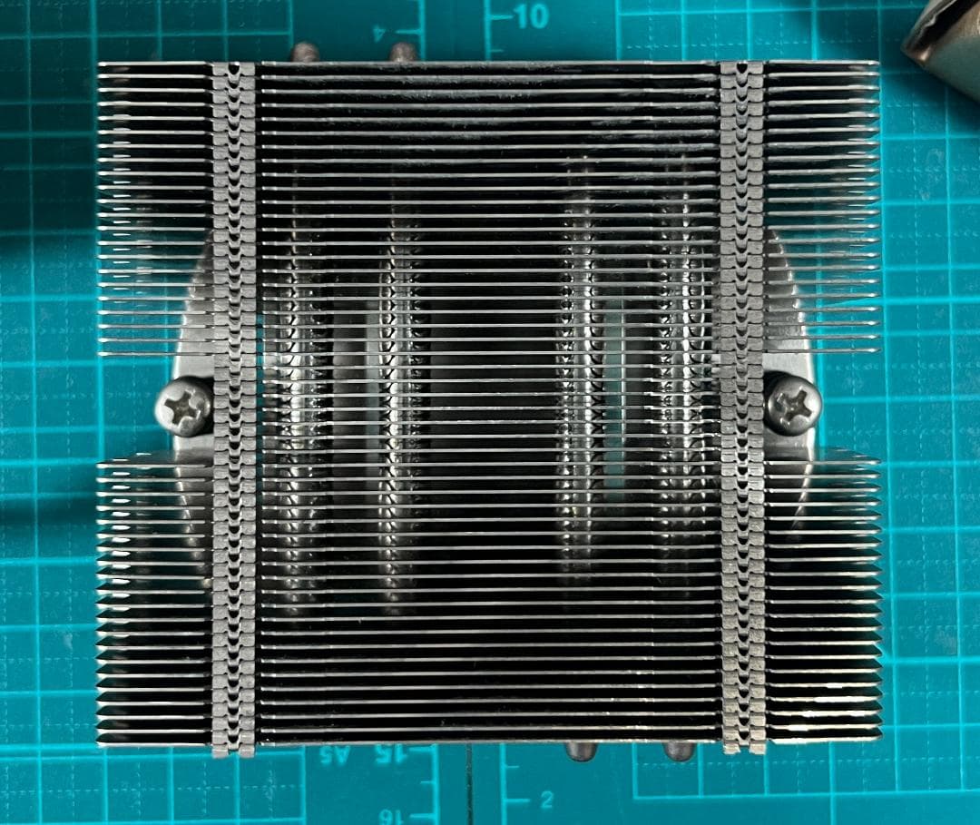Noctua NH-L9x65 ロープロファイルCPUクーラー